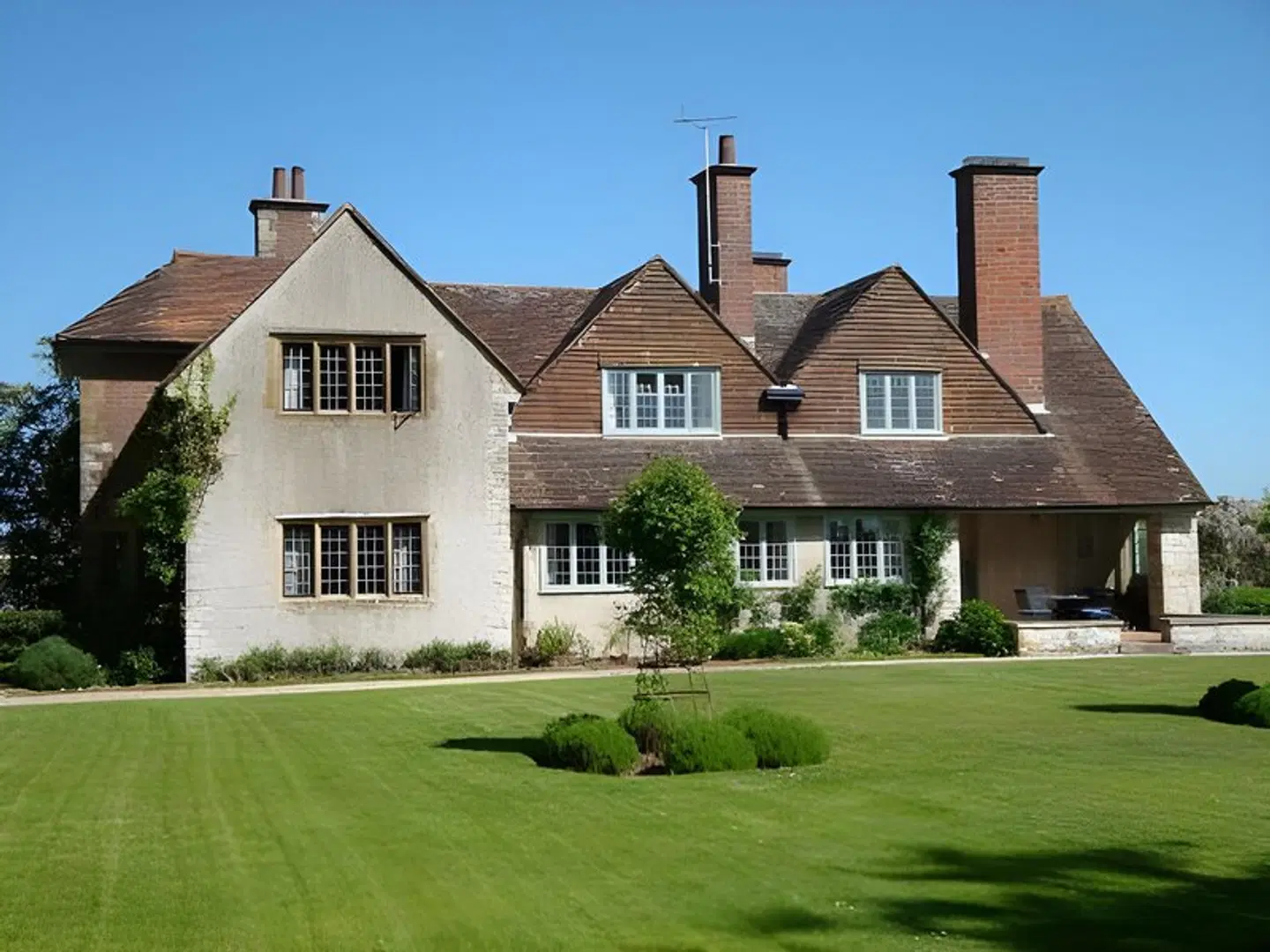 Little Court EXTERIOR