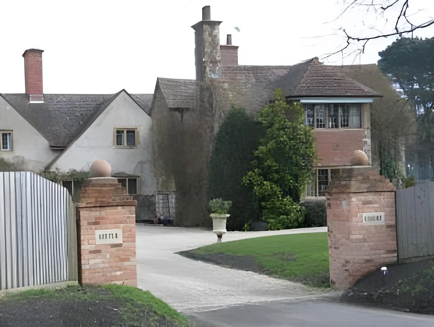 Little Court EXTERIOR