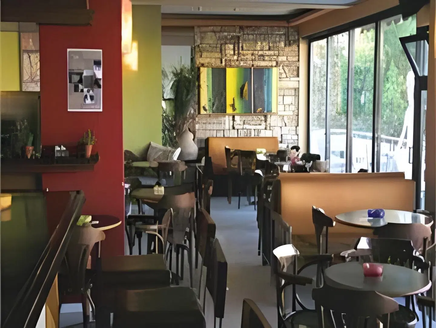 Du Lac Restaurant