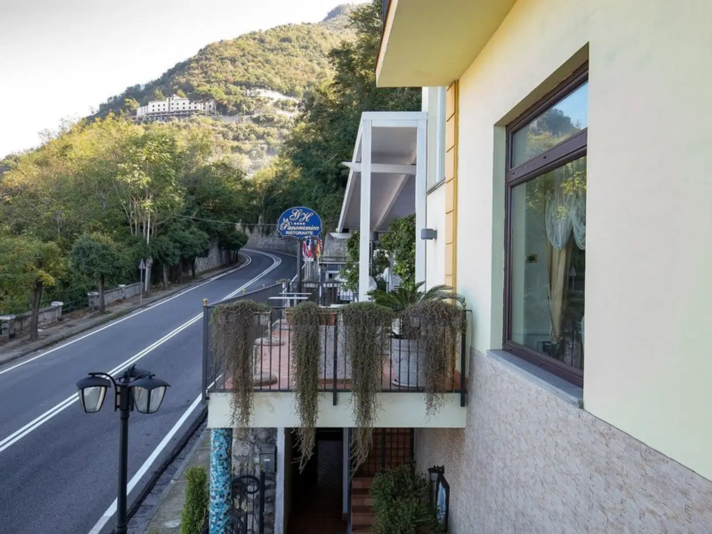 La Panoramica Hotel EXTERIOR