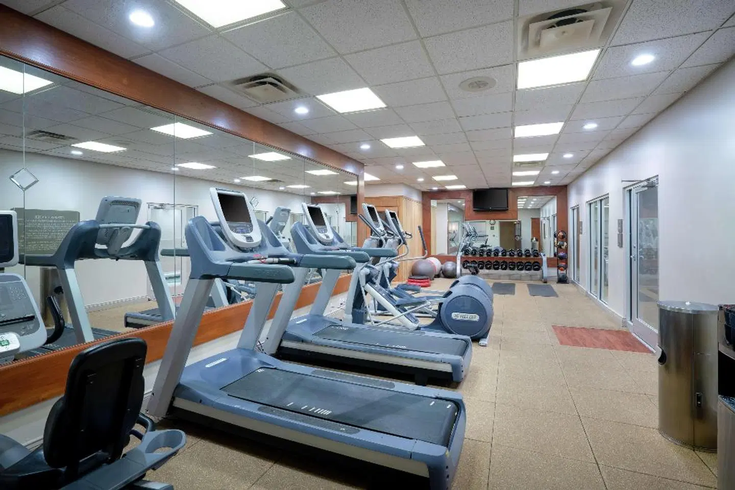 Embassy Suites by Hilton Nashville - at Vanderbilt SPORTS_AND_LEISURE