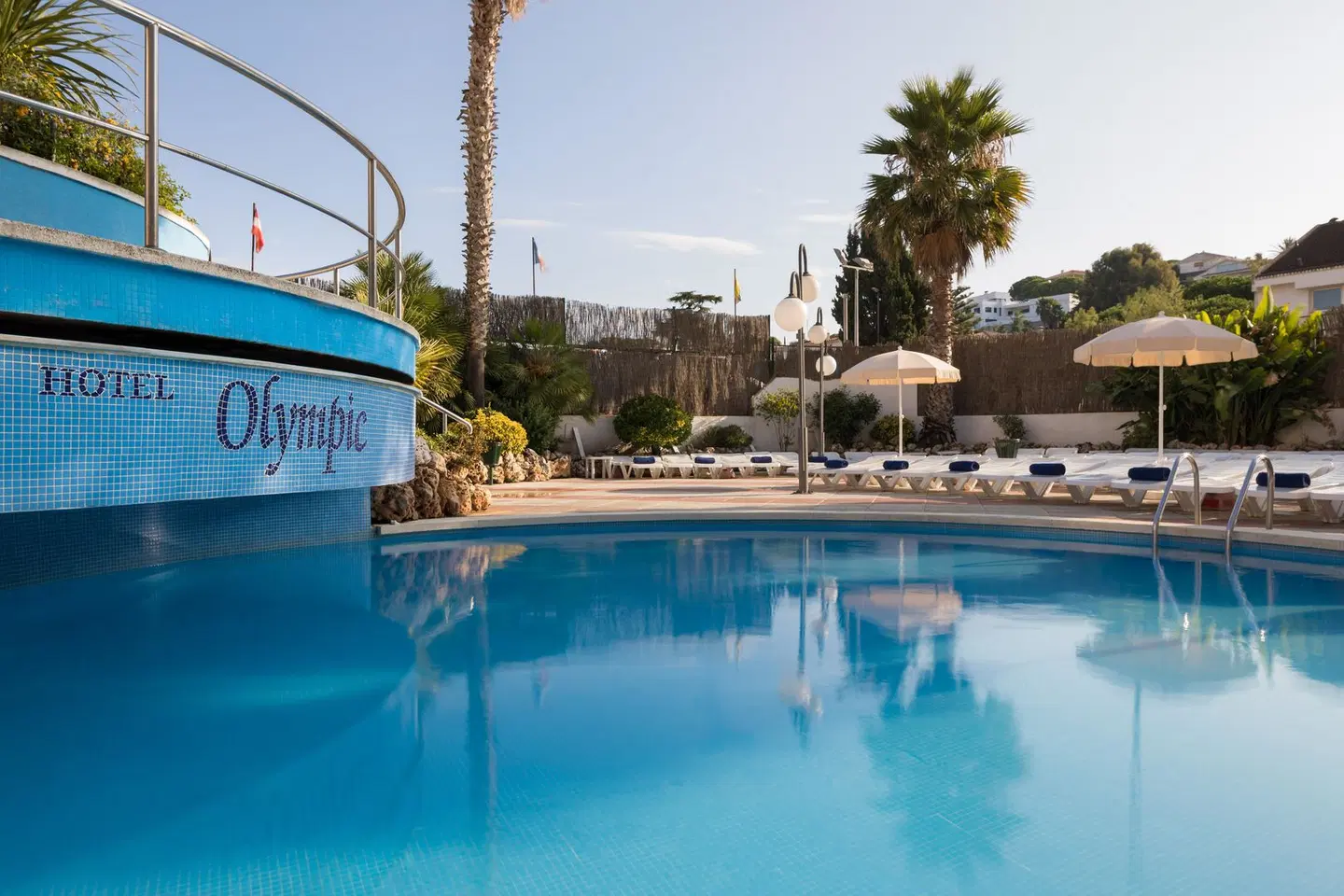 htop Olympic OUTDOOR_POOL