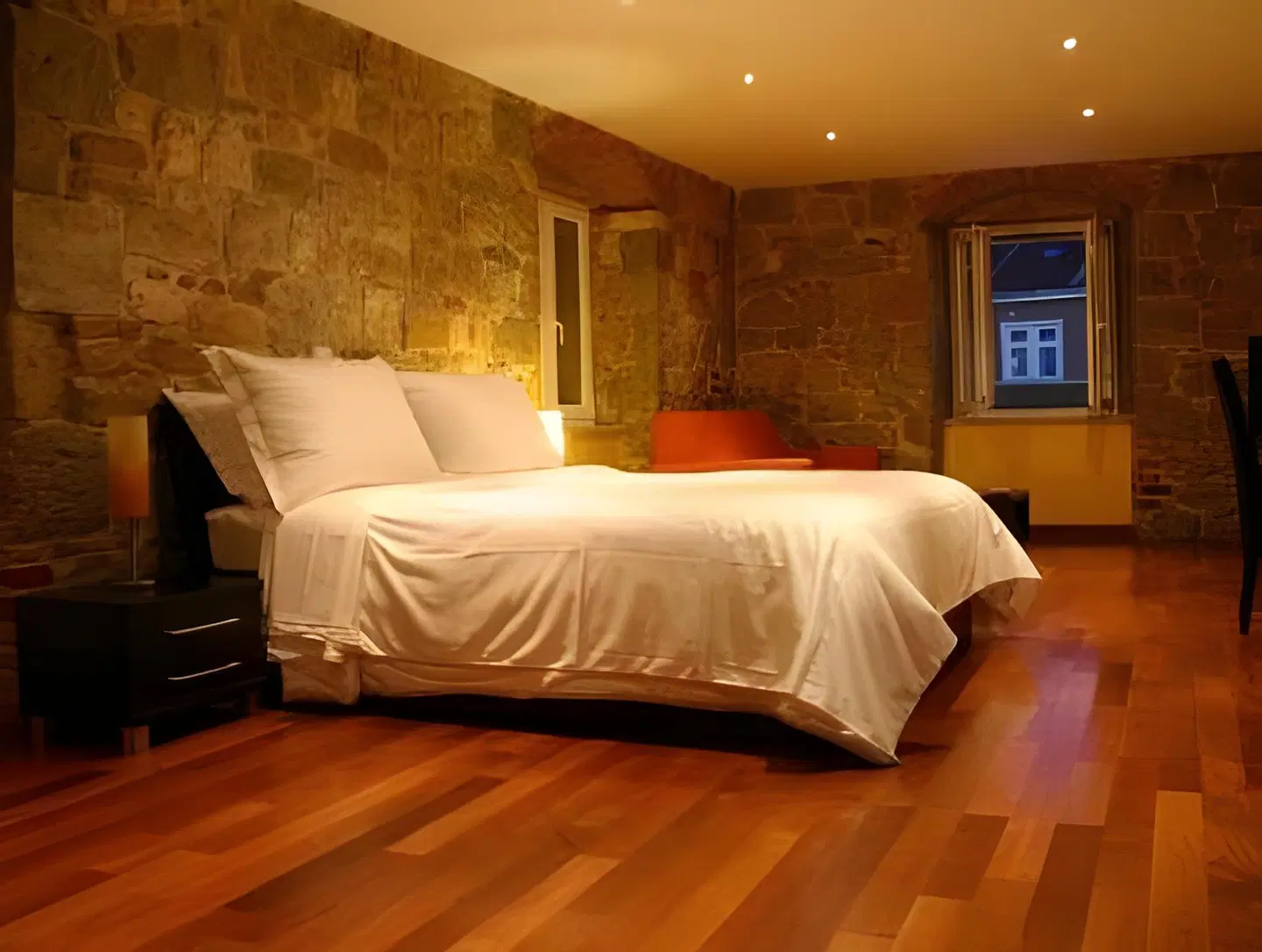 Palace Suites ROOM_EXAMPLE