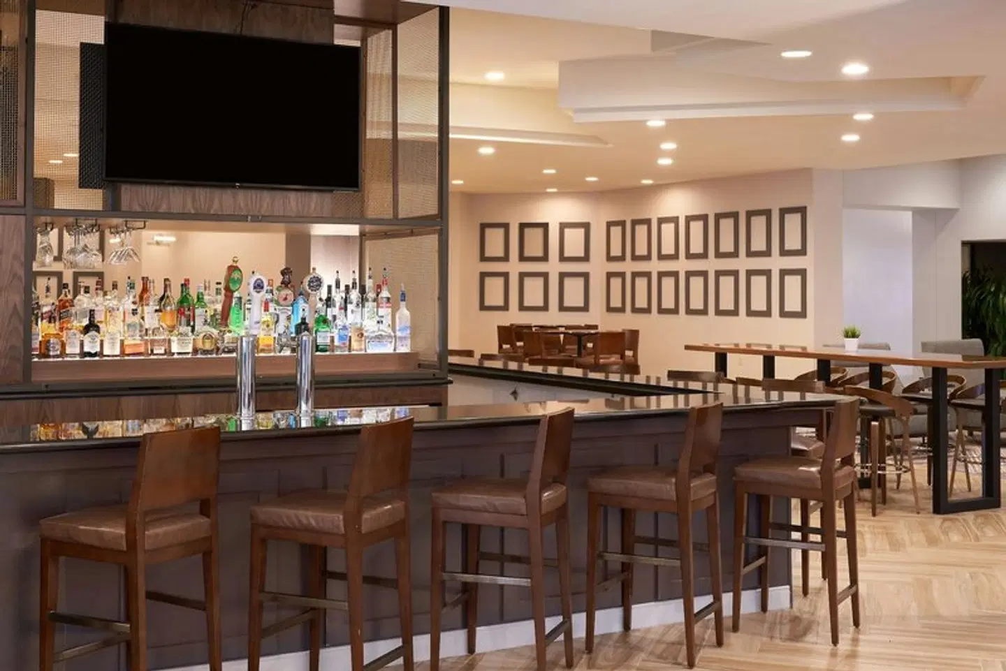 Sheraton Detroit Novi Hotel Bar
