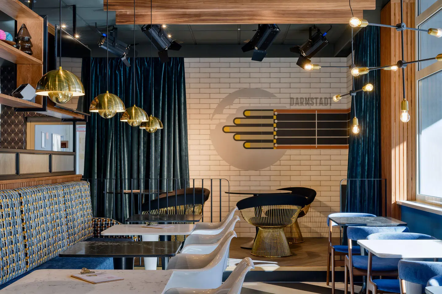 THE Darmstadt Bar