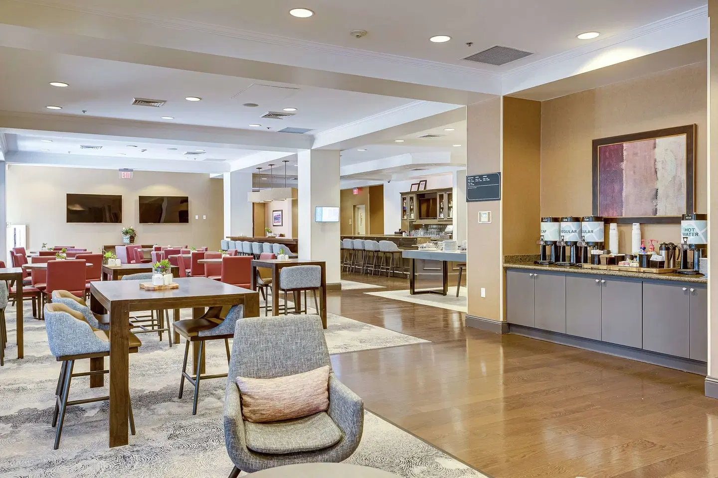 Hilton Garden Inn Phoenix Airport North Bar