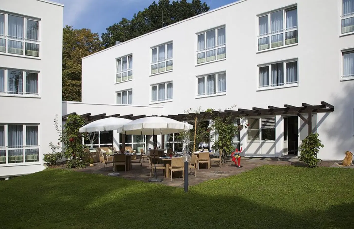 Viktoria EXTERIOR