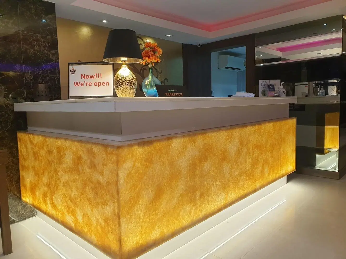 ICheck Inn Nana LOUNGE_LOBBY