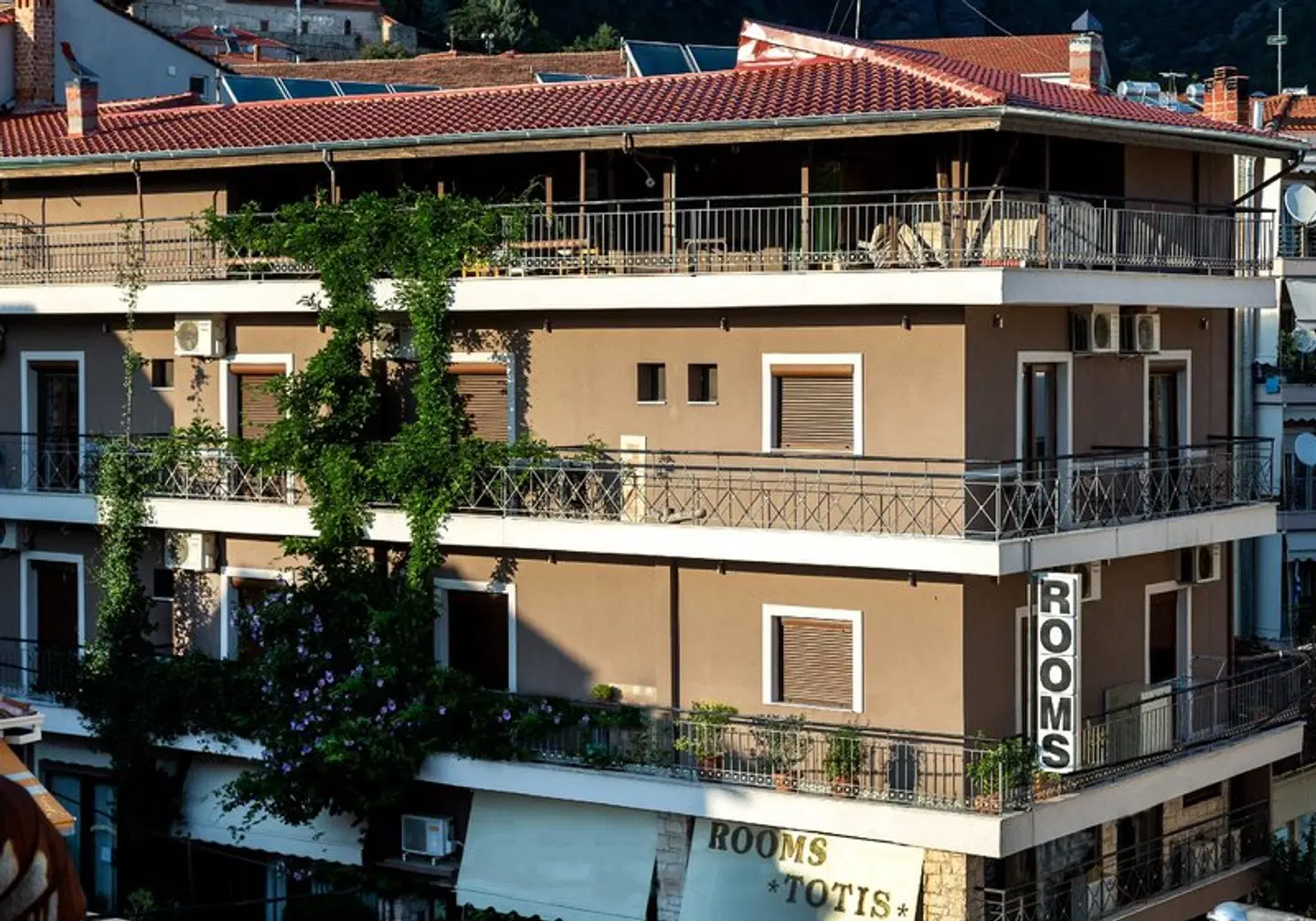 Toti Boutique Rooms EXTERIOR