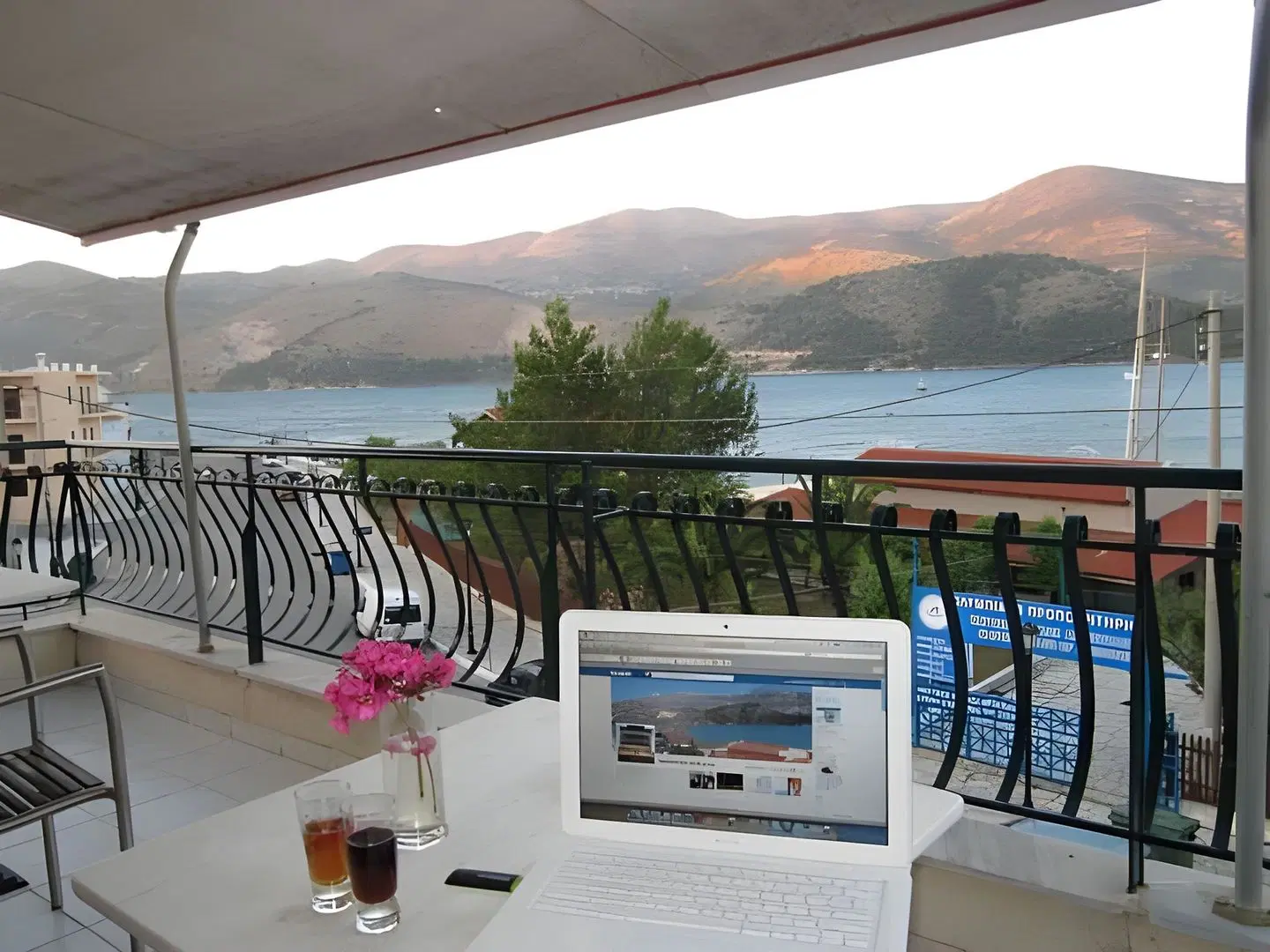 King Agamemnon Terrasse