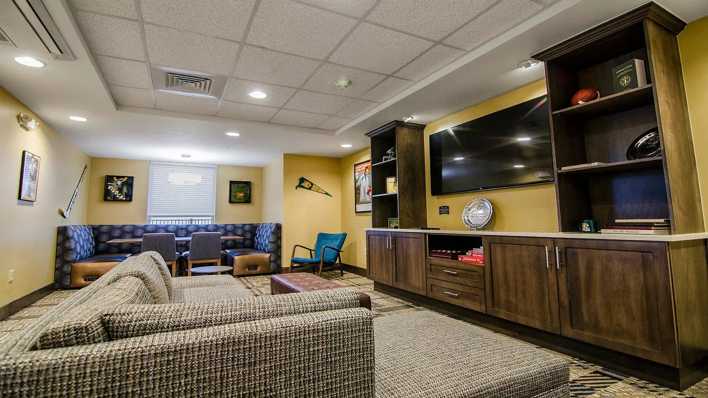 Staybridge Suites Marquette by IHG ROOM_EXAMPLE