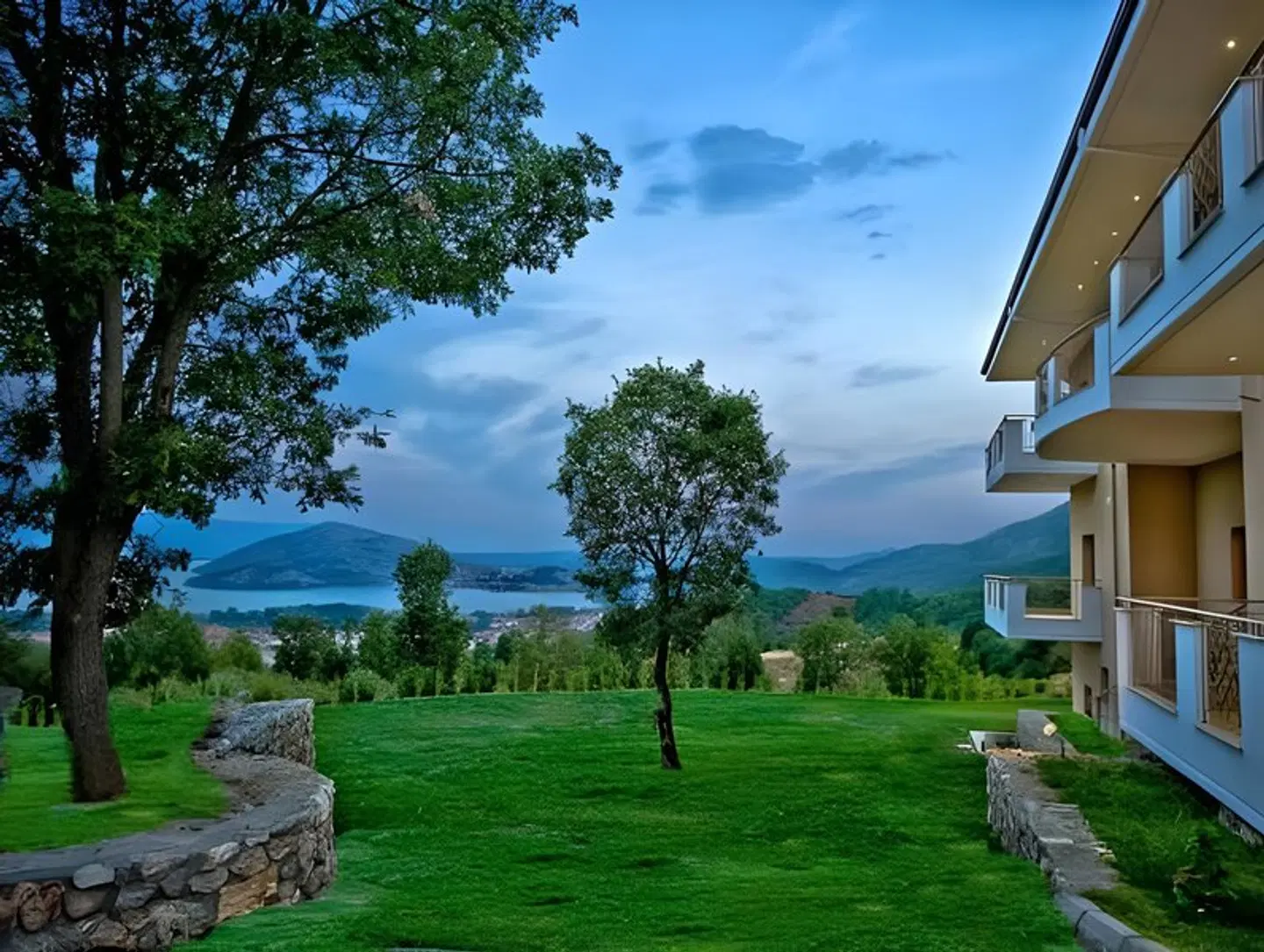 Enastron View Hotel Garten
