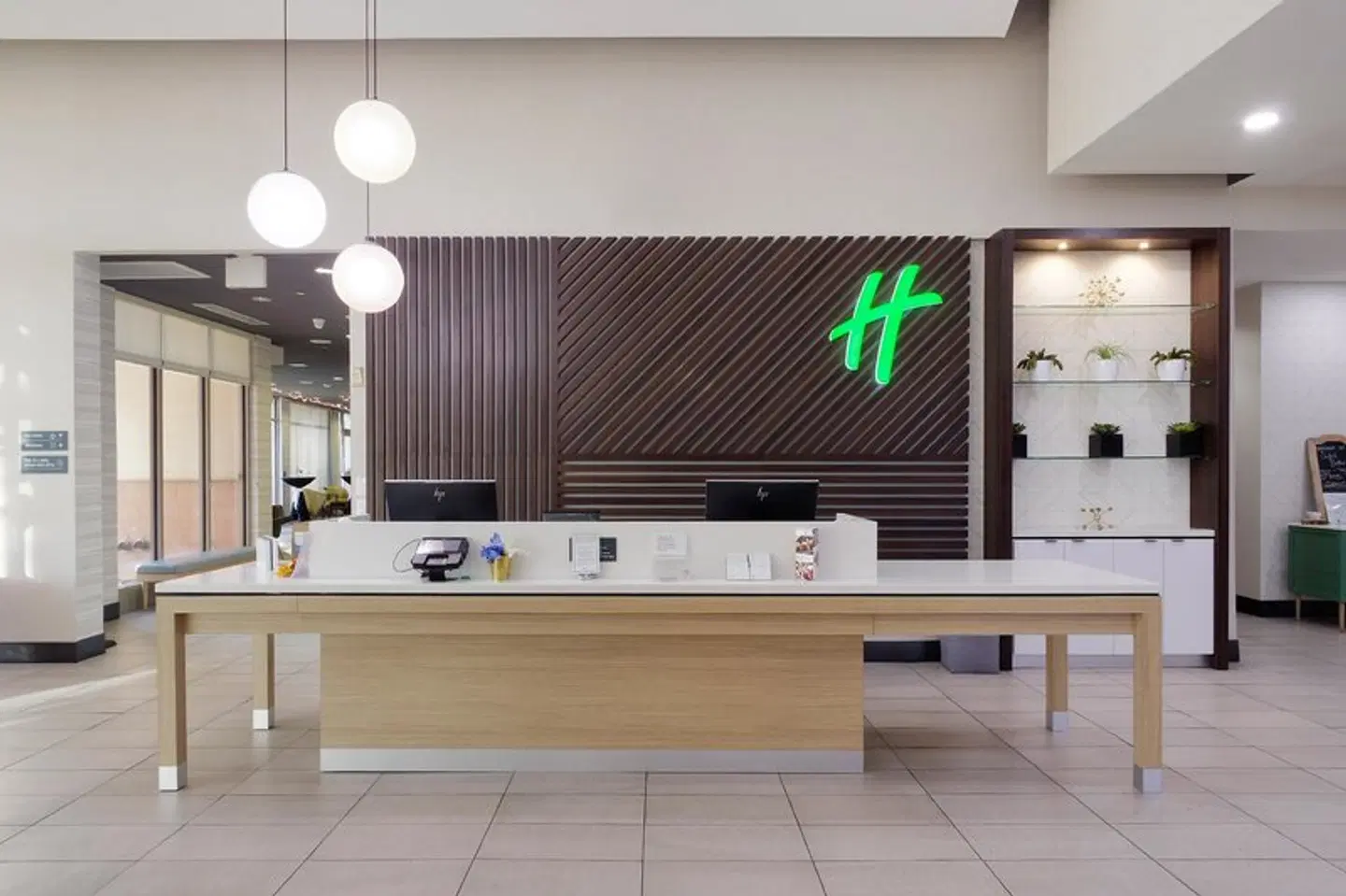 Holiday Inn & Suites Phoenix Airport by IHG Badezimmer
