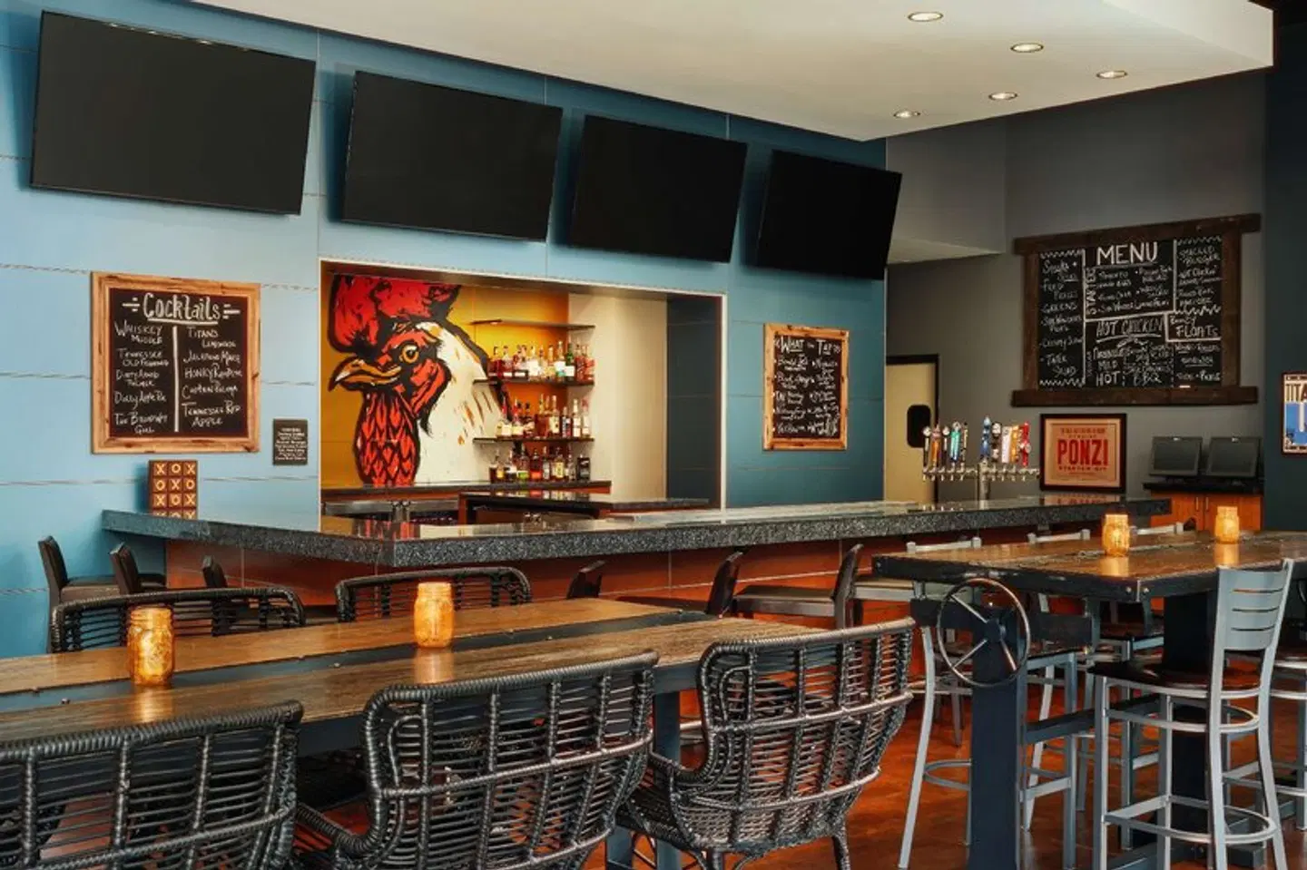 Hilton Garden Inn Nashville Downtown/Convention Center Bar