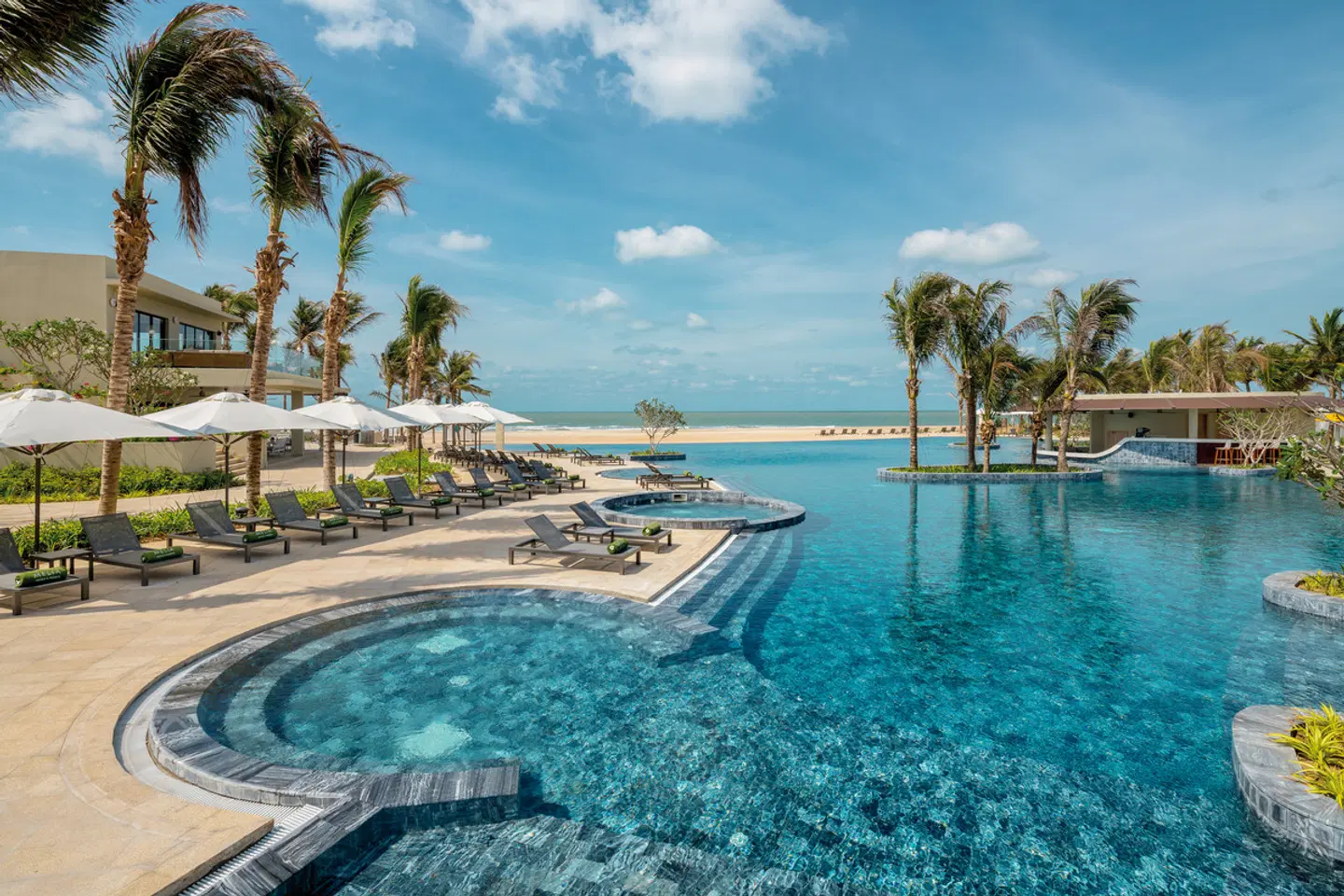 Meliá Ho Tram Beach Resort OUTDOOR_POOL