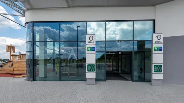 Holiday Inn Express Hamburg South A7/AS42 by IHG LOUNGE_LOBBY
