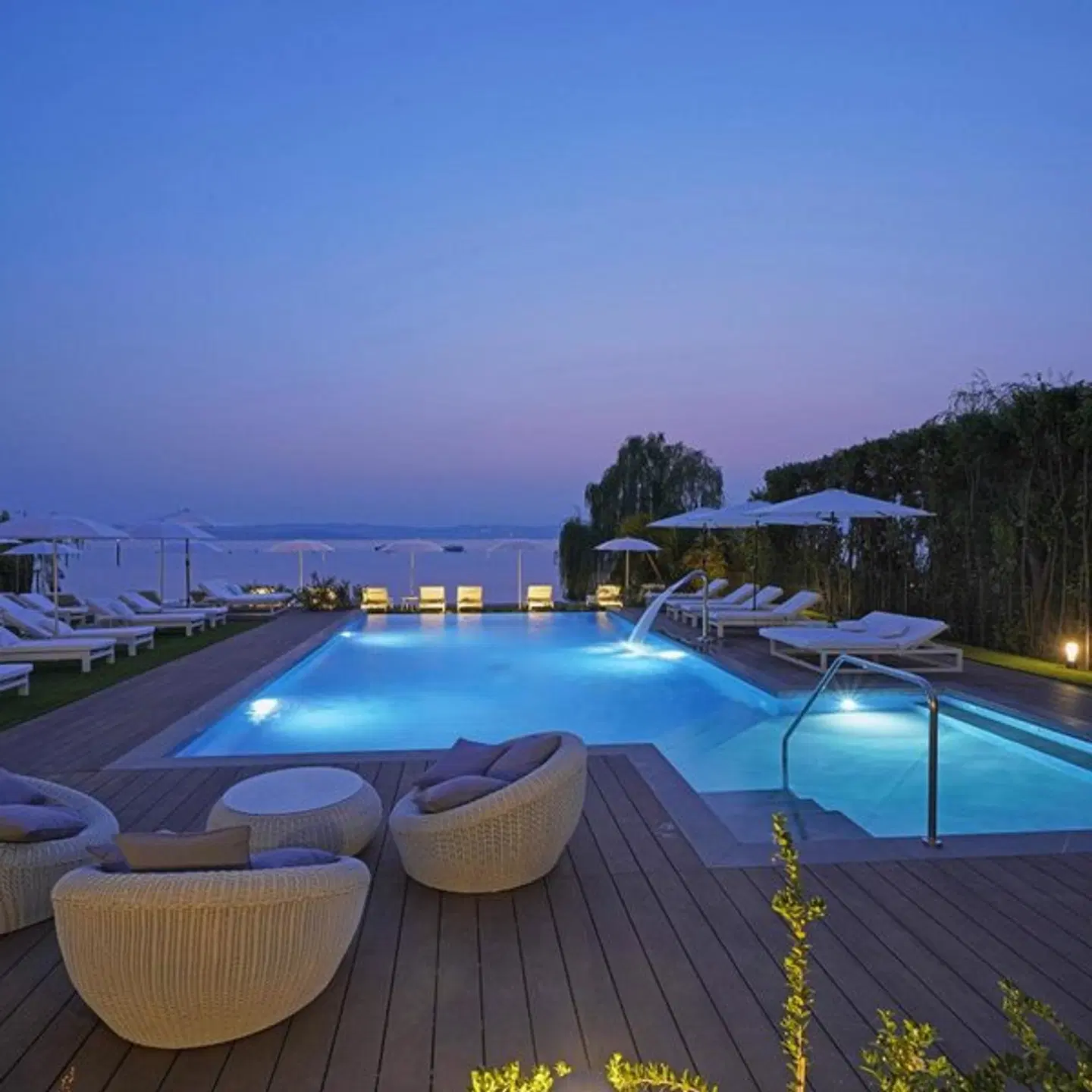 Hotel Unico By Dori OUTDOOR_POOL