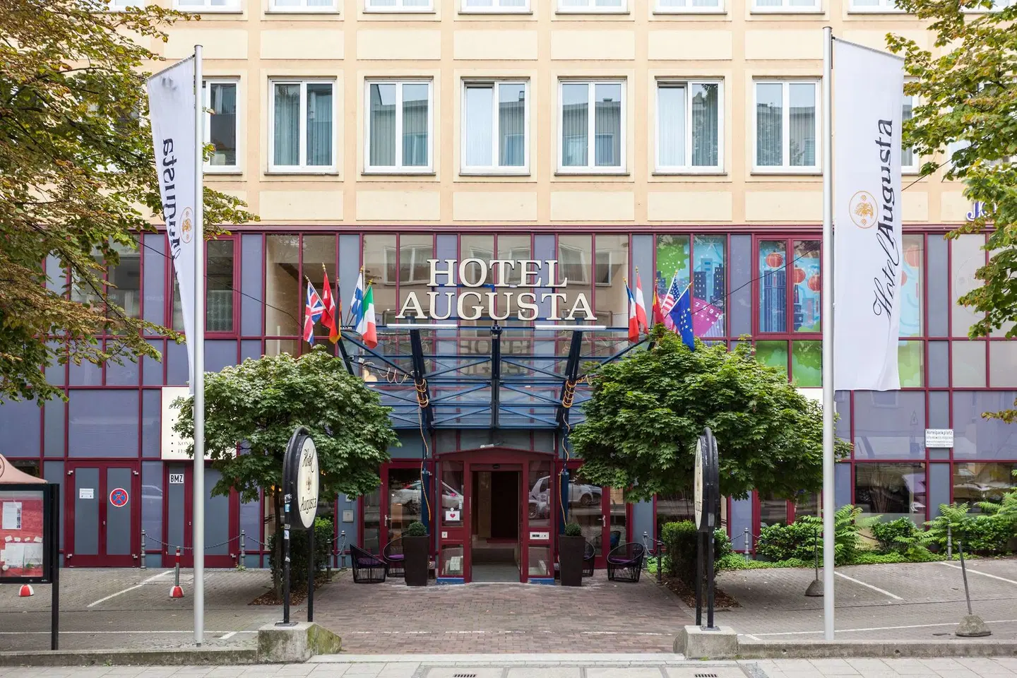 Augusta EXTERIOR