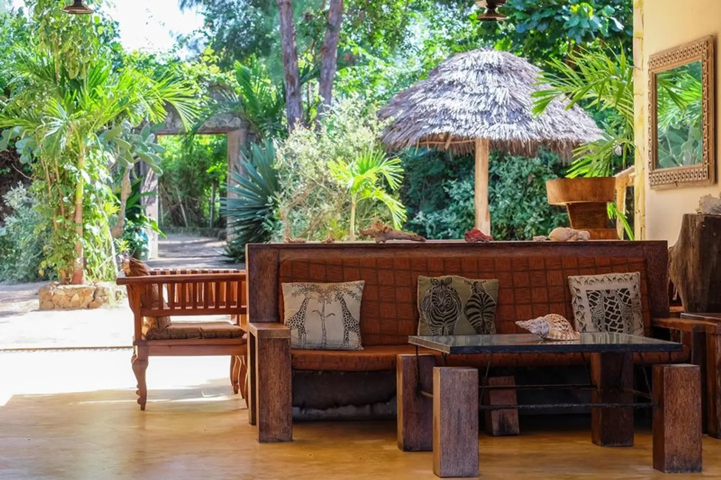 Seasons Lodge Zanzibar BAR