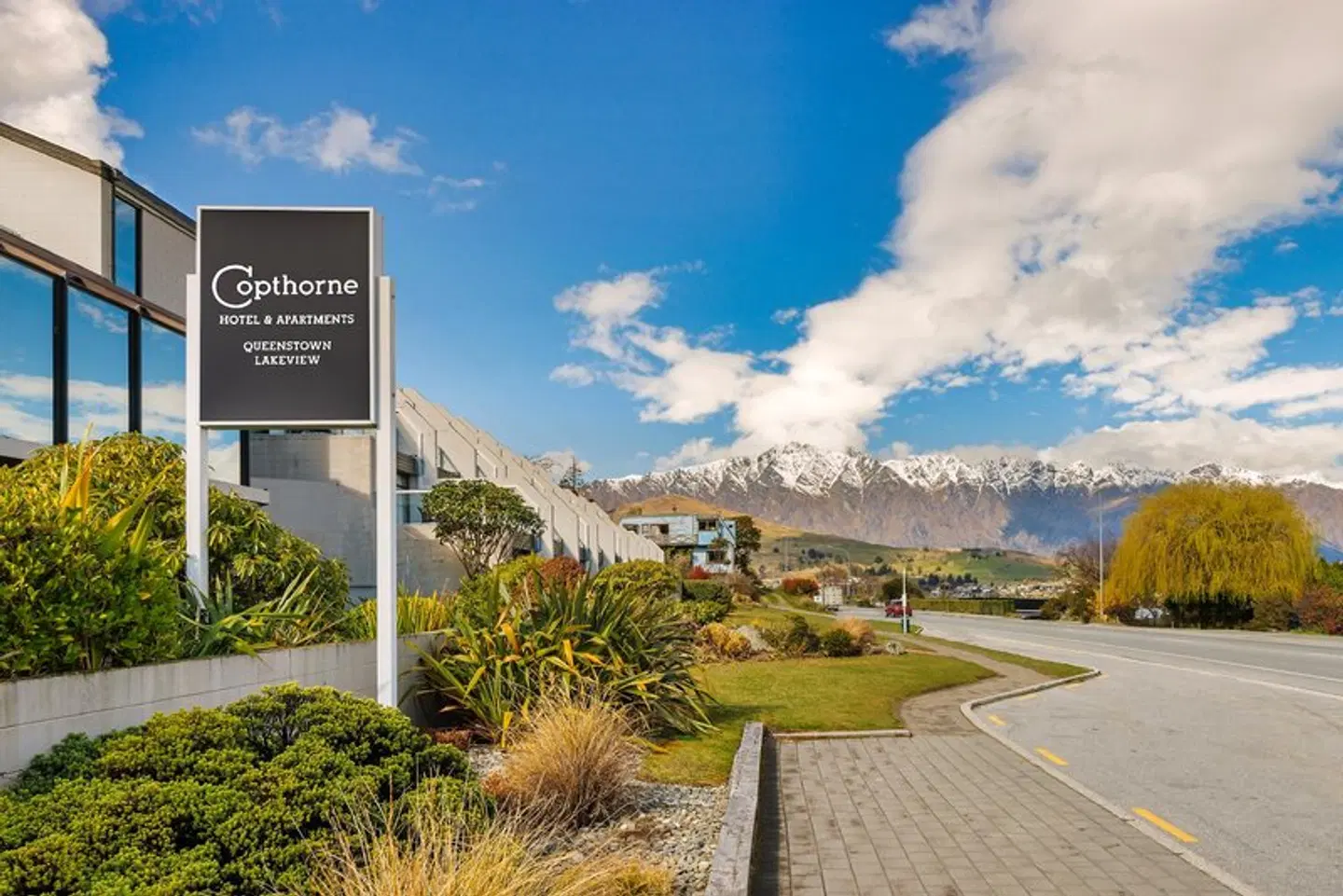 Copthorne Hotel & Apartments Queenstown Lakeview EXTERIOR