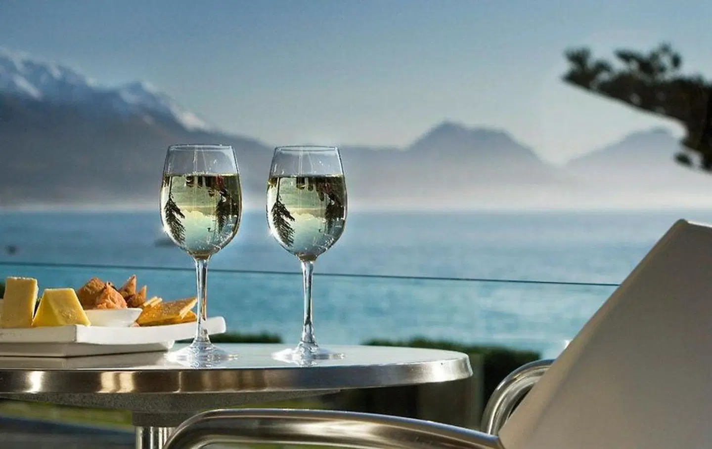 White Morph Heritage Restaurant