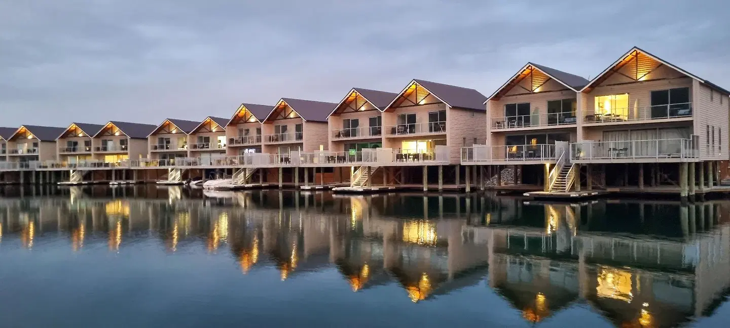 Marsden Lake Resort Central Otago OUTDOOR_POOL