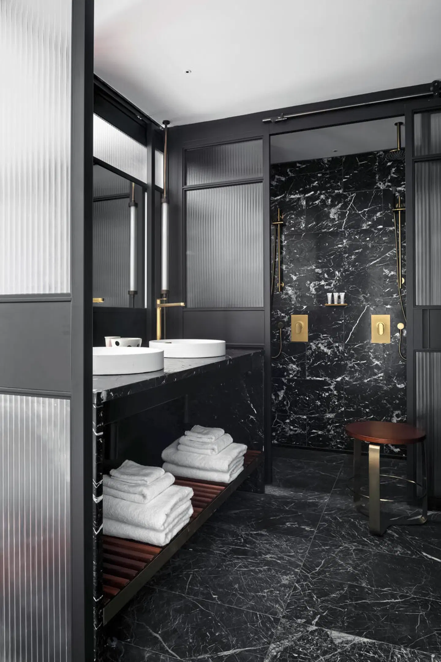 QT Perth Badezimmer