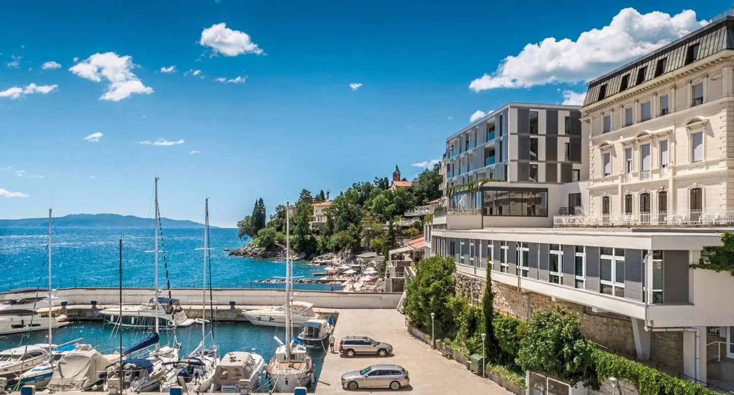 Hotel Istra EXTERIOR
