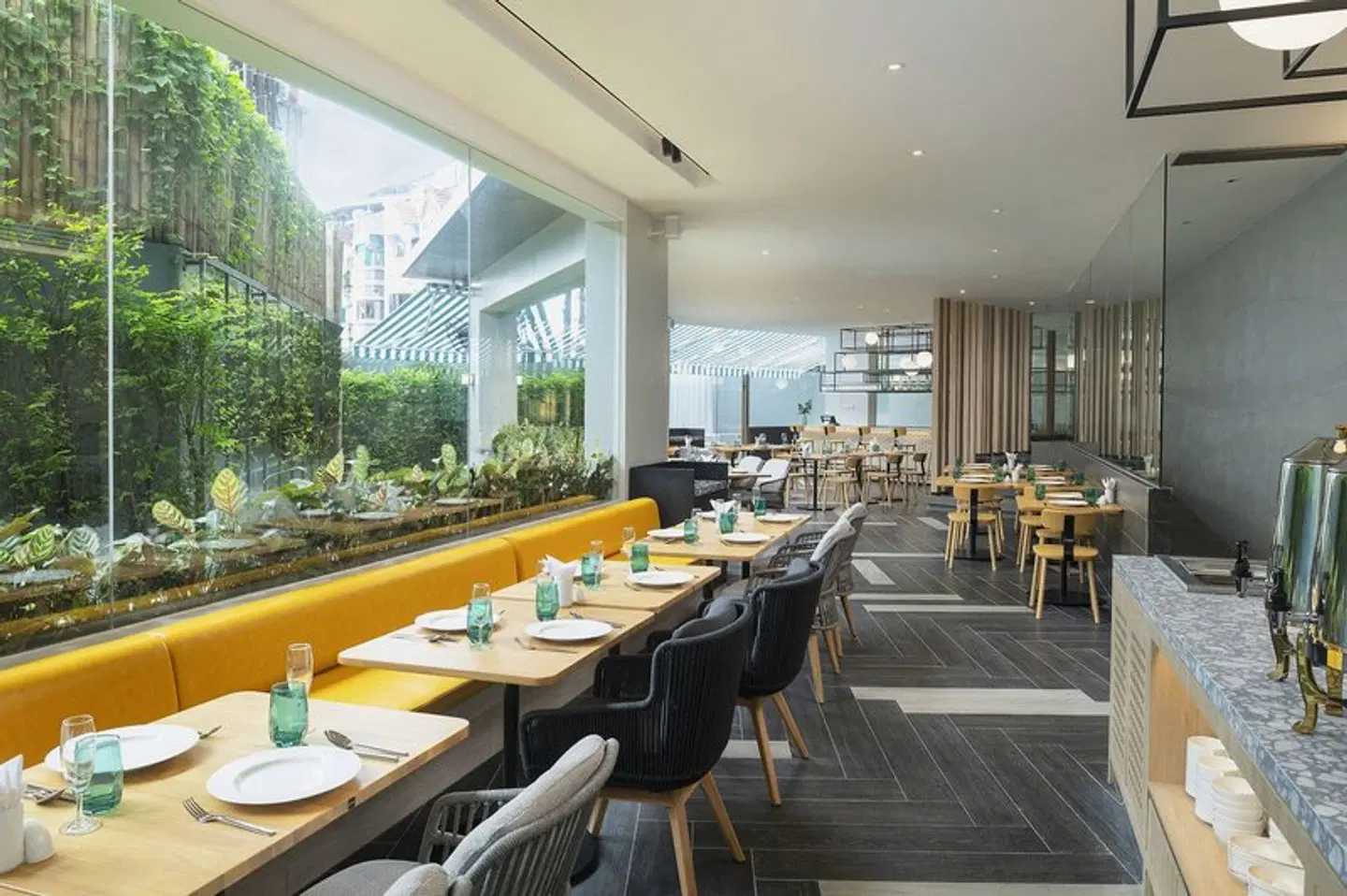 JonoX Phuket Karon Hotel Restaurant
