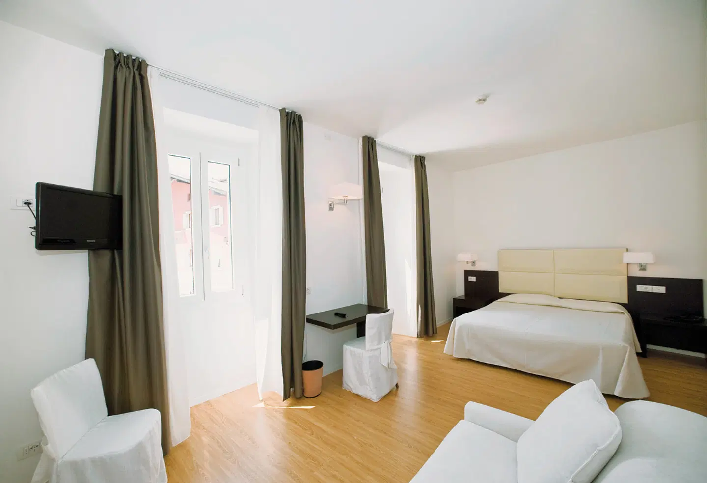 Geier ROOM_EXAMPLE