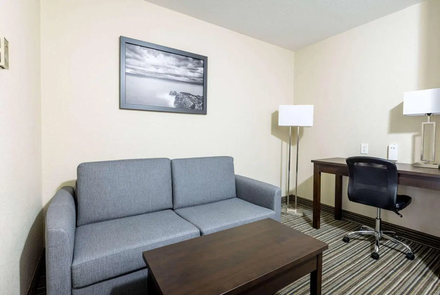 Super 8 by Wyndham Truro NS ROOM_EXAMPLE