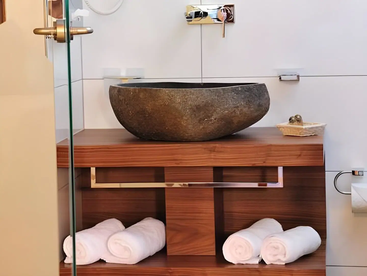 Rätia Alpinlounge Badezimmer