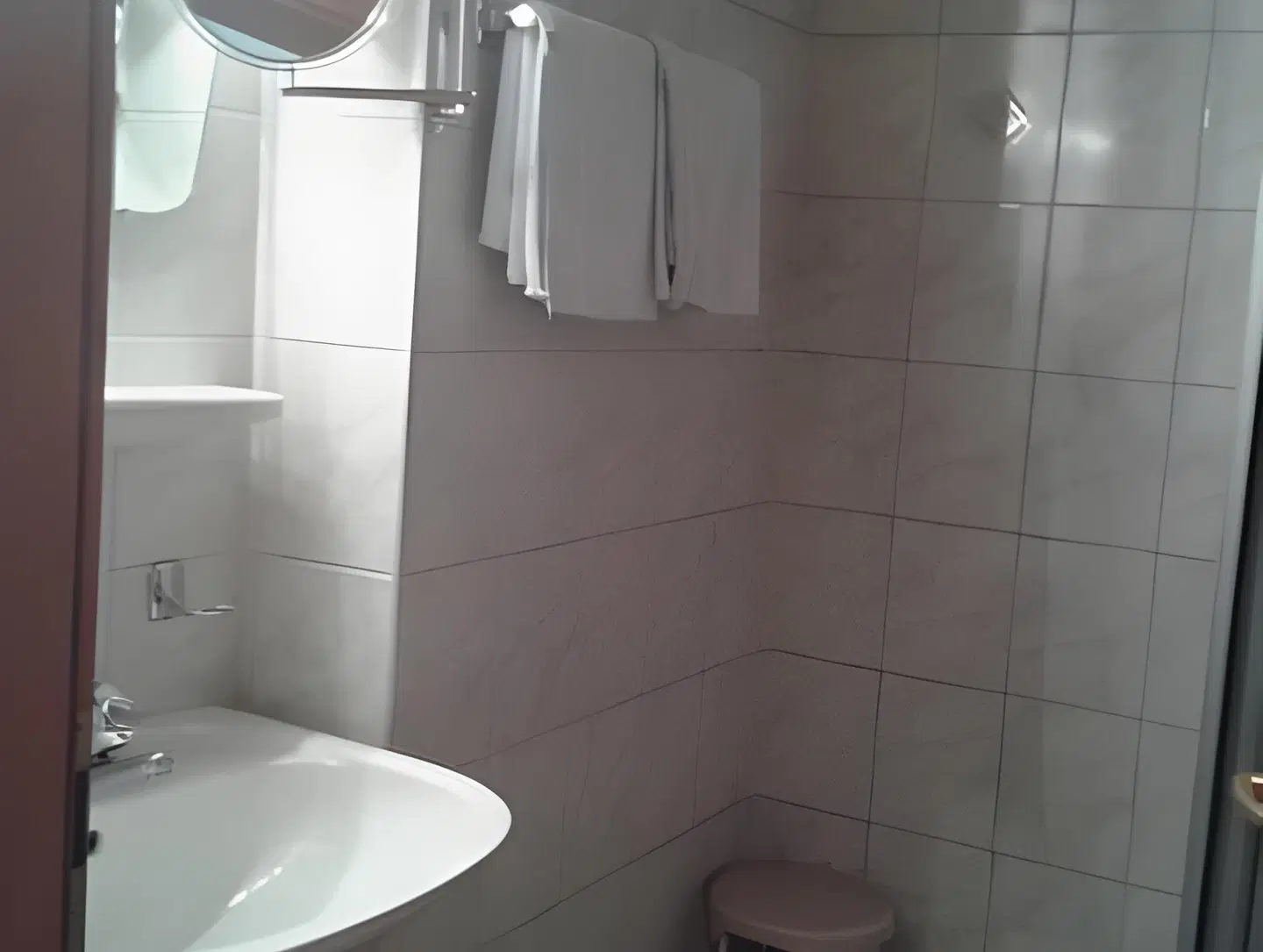 Hotel Charlotte Badezimmer