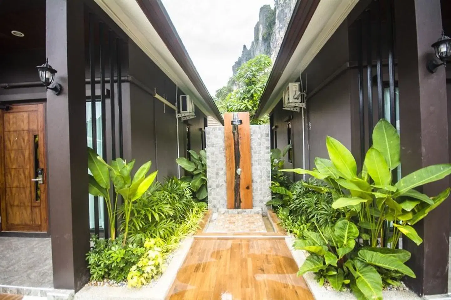 The Scene Cliff View Villas by Swiss-Belhotel Terrasse