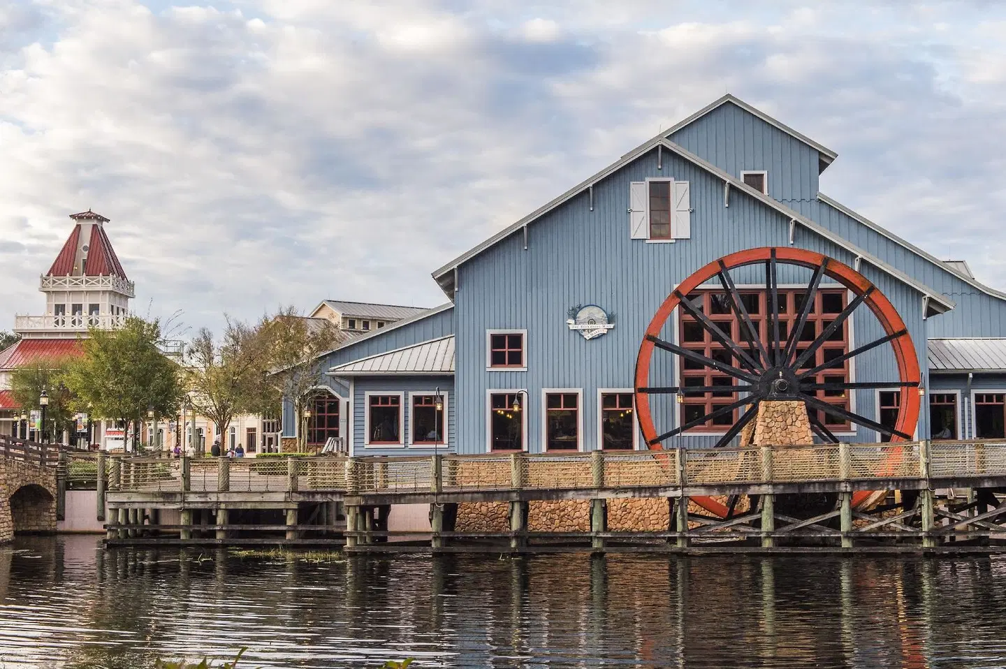 Disney's Port Orleans Resort - Riverside EXTERIOR