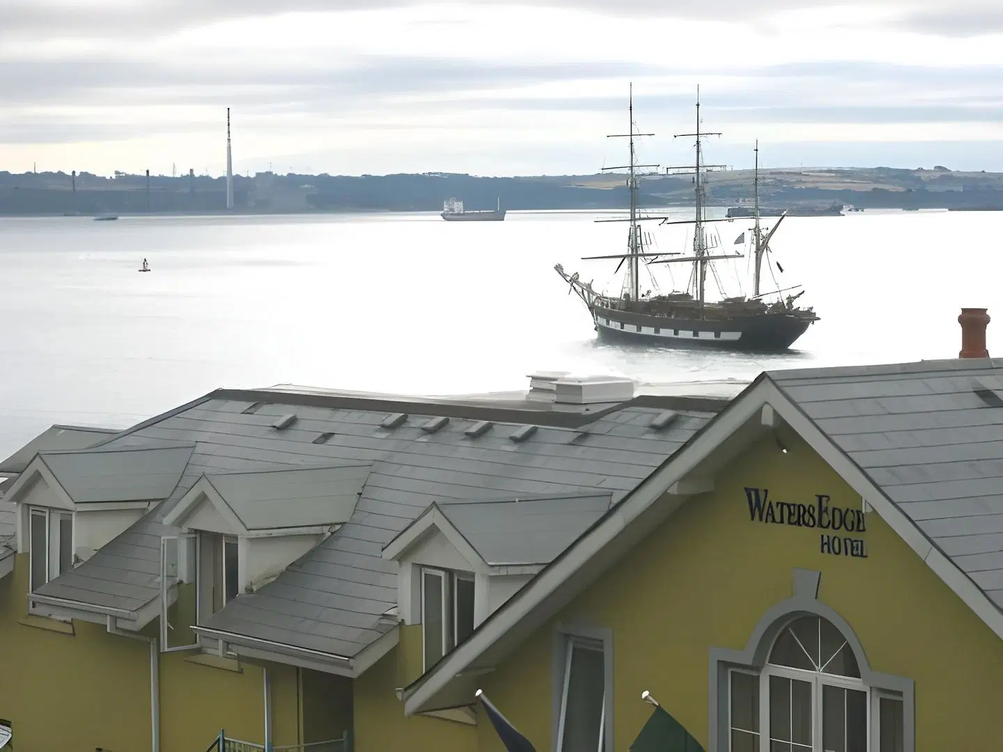 WatersEdge EXTERIOR