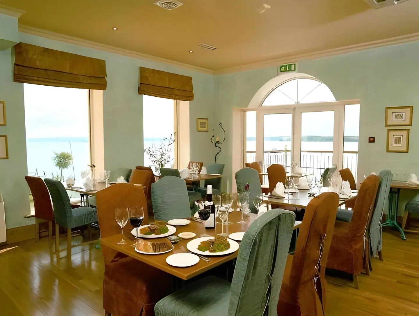 WatersEdge Restaurant
