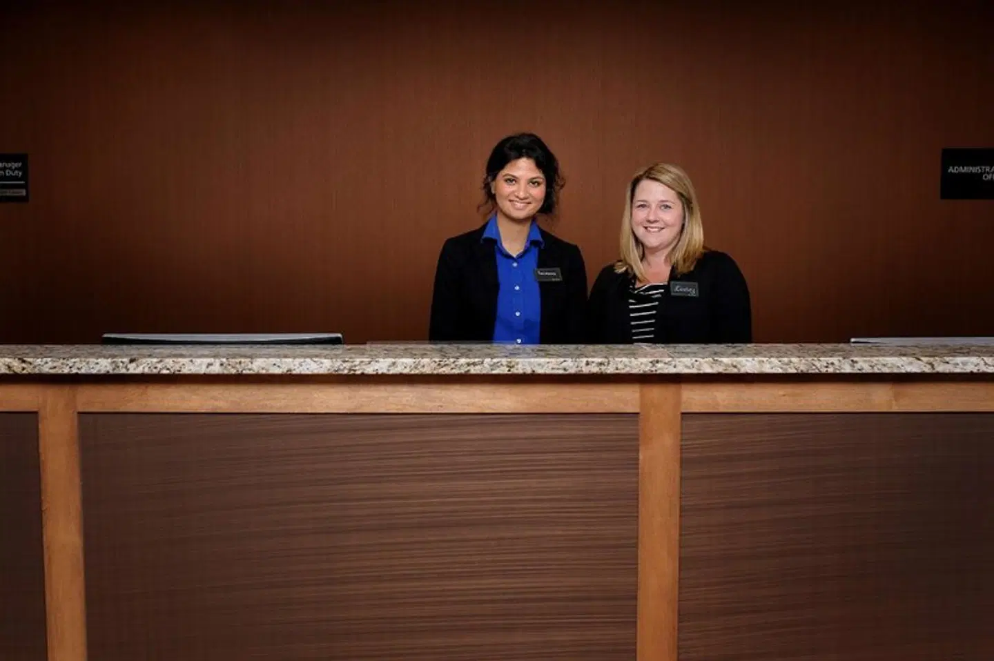 Hampton Inn & Suites by Hilton Truro LOUNGE_LOBBY