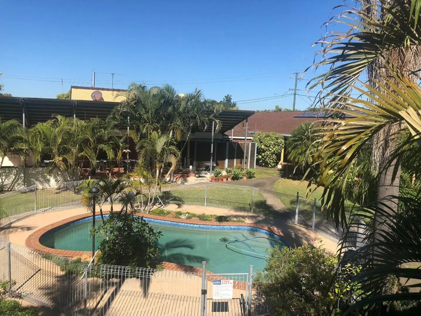 Oxley Motor Inn GARDEN