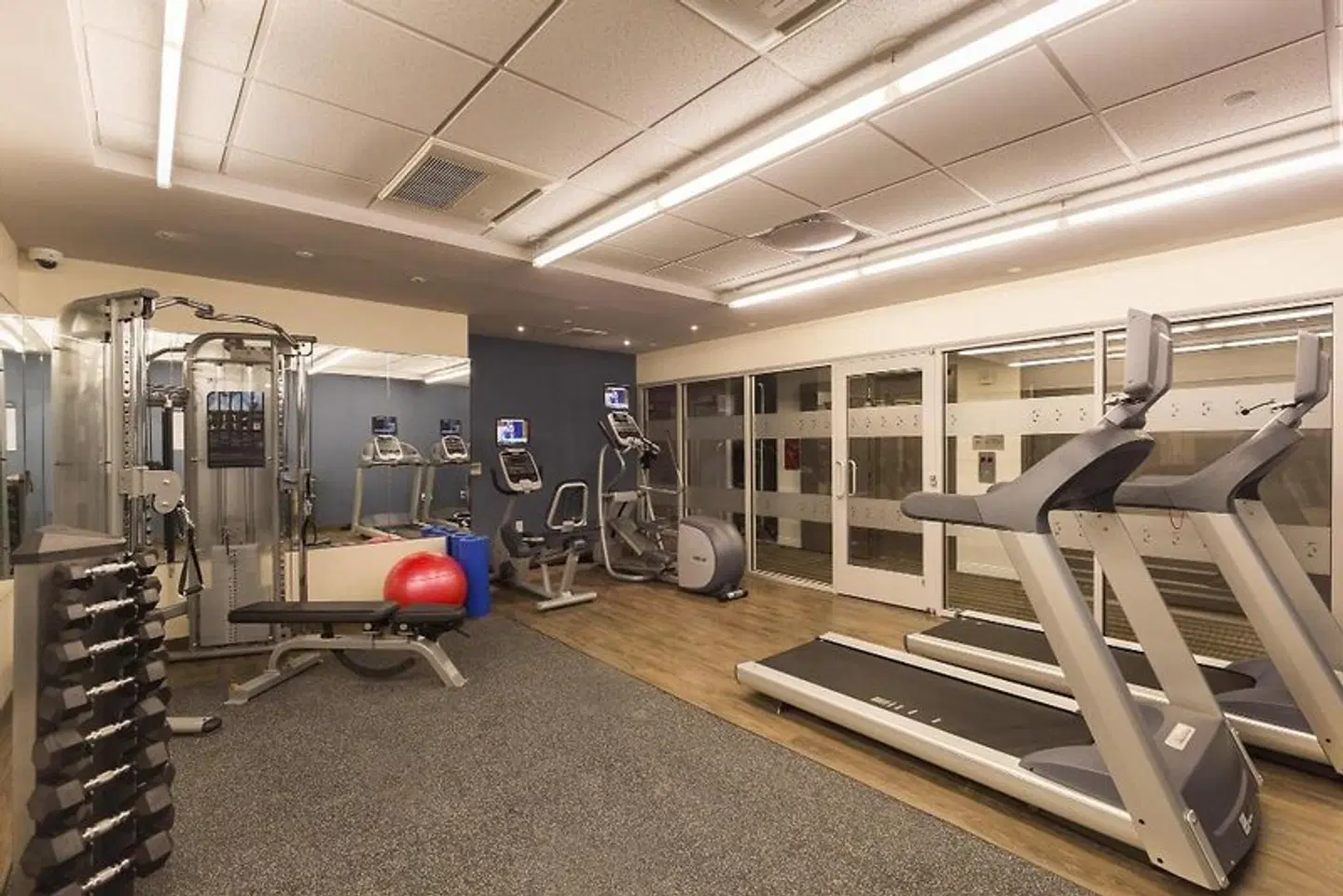 Edge Hotel Washington Heights SPORTS_AND_LEISURE