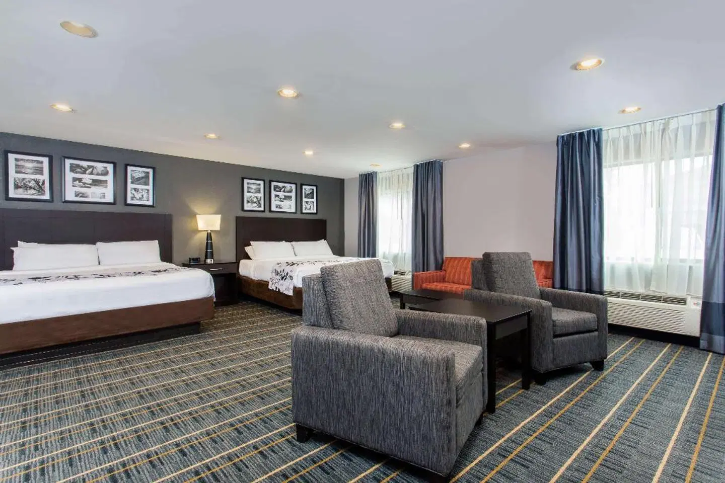 Baymont by Wyndham Lancaster LOUNGE_LOBBY