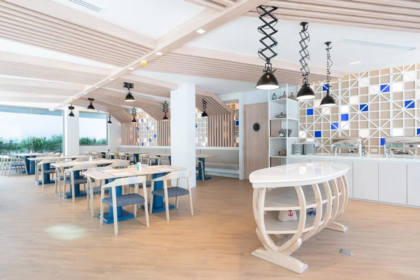Panwaburi Beachfront Resort (SHA Extra Plus) Restaurant
