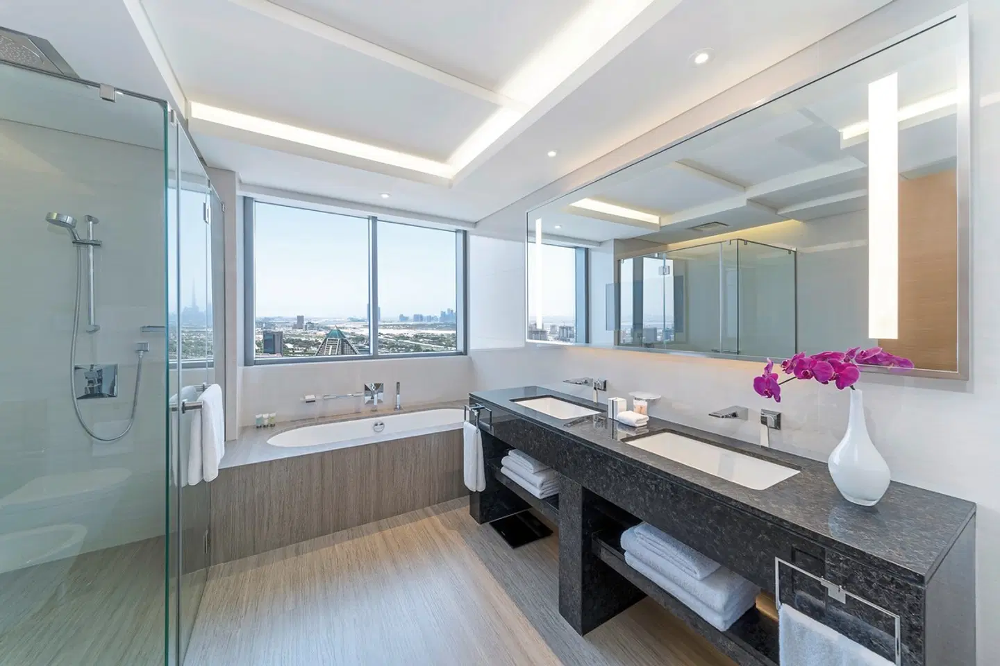 Hyatt Regency Dubai Creek Heights Badezimmer