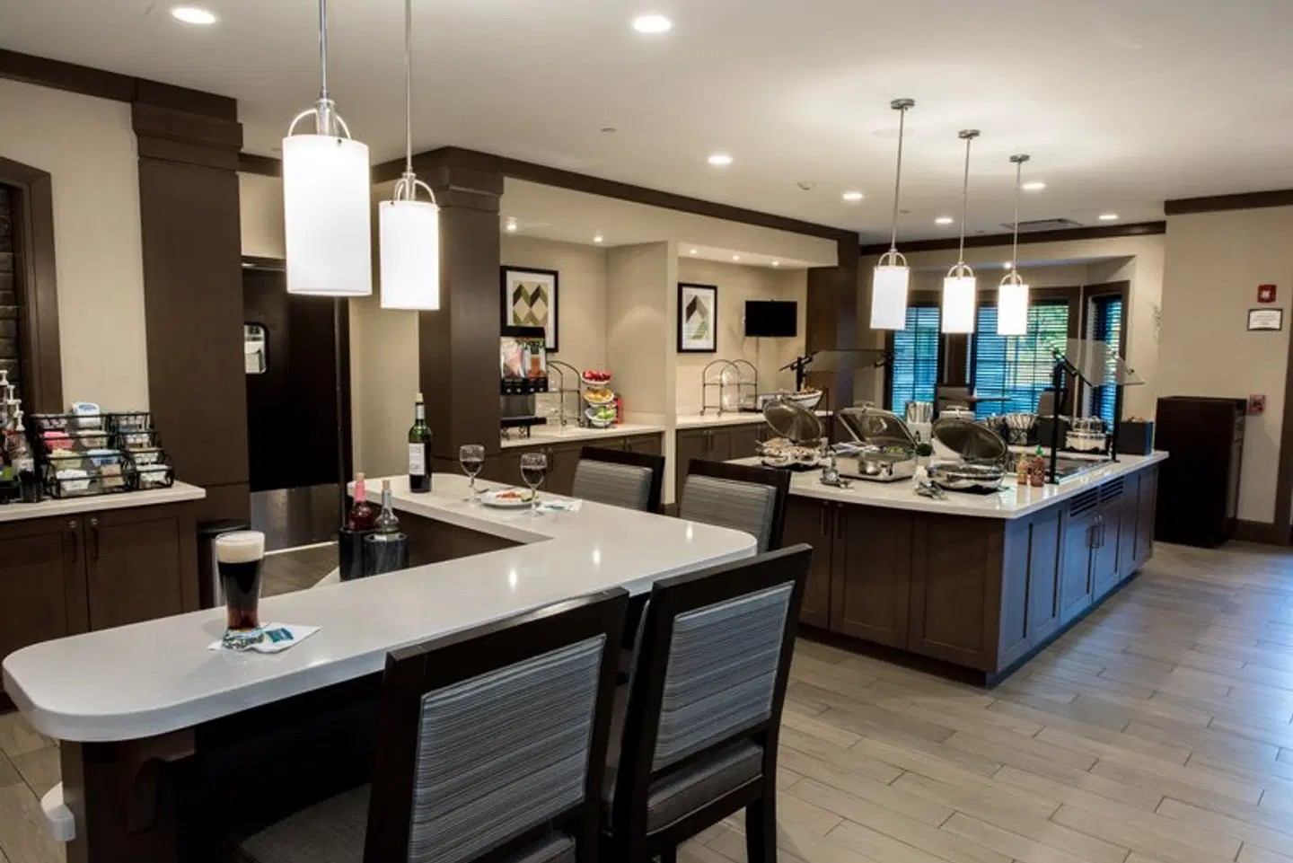 Staybridge Suites Wolf Rd-Colonie Center by IHG Restaurant