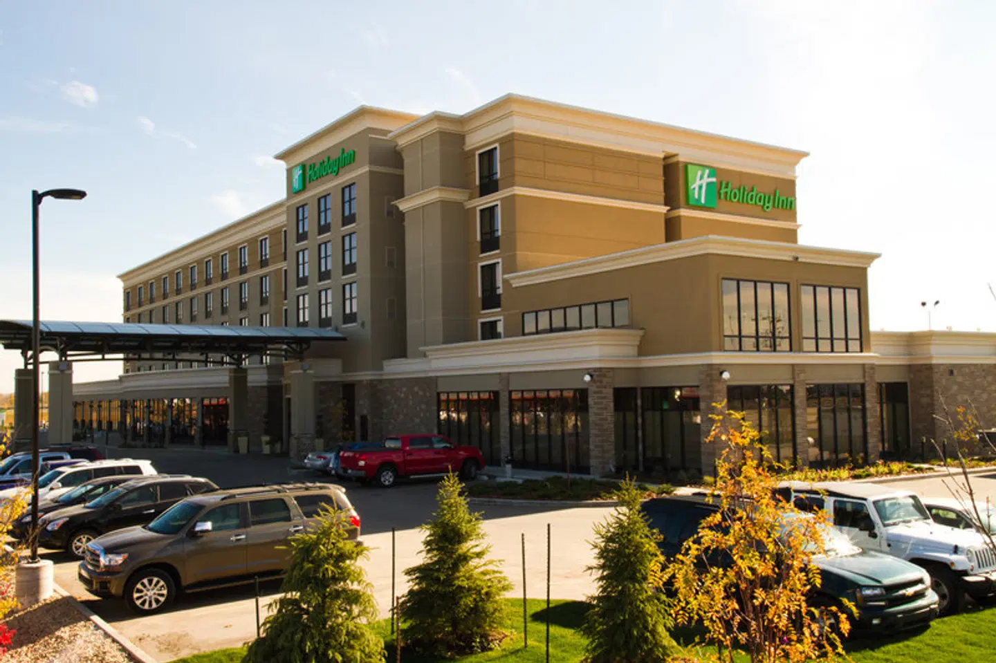 Holiday Inn & Suites Red Deer South by IHG EXTERIOR