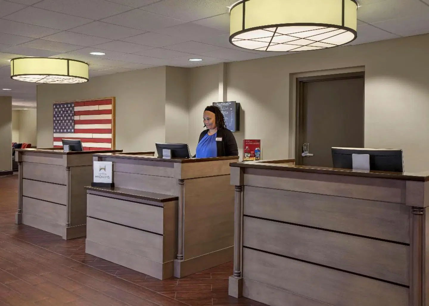 Hampton Inn & Suites Alexandria Old Town Area South LOUNGE_LOBBY