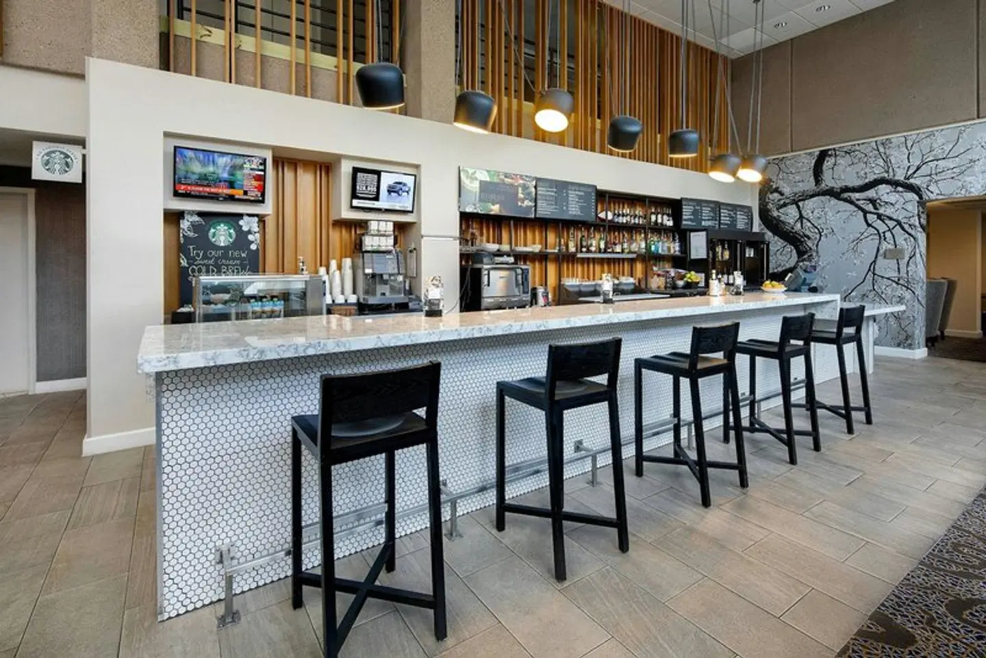 Courtyard by Marriott Austin-University Area Bar