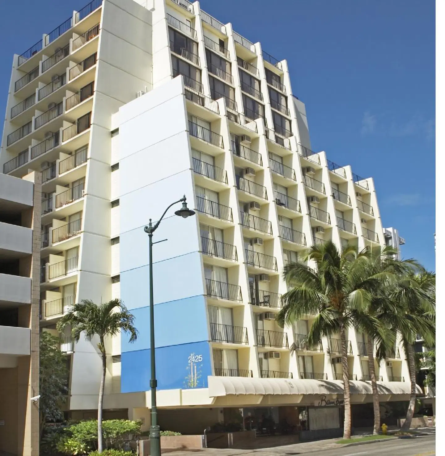 Aqua Bamboo Waikiki EXTERIOR