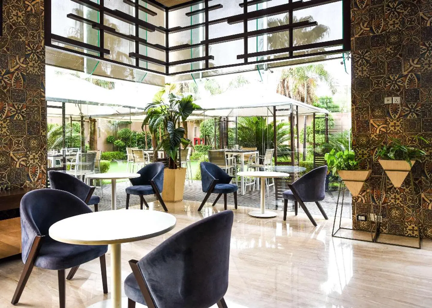 DoubleTree by Hilton Gurugram Baani Square LOUNGE_LOBBY