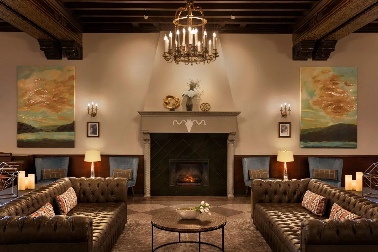 Hotel Saranac, Curio Collection by Hilton LOUNGE_LOBBY